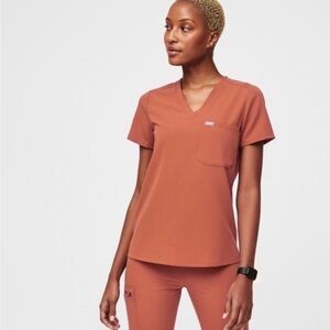 Figs Terracotta scrub set